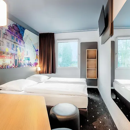 Hotel Bielefeld-ost 3*